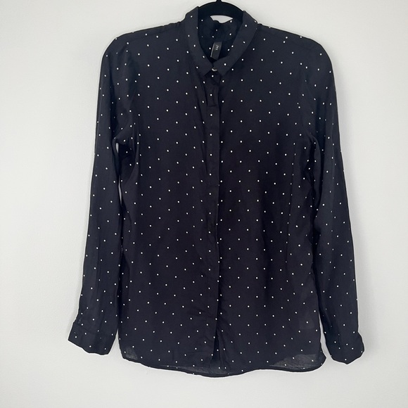 Black button up shirt. Polka dots Long sleeve dot shirt. Brand:Y.A.S from ASOS. - Picture 4 of 5